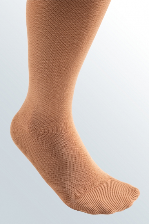 Mediven KneeHigh Compression Stockings - Nude